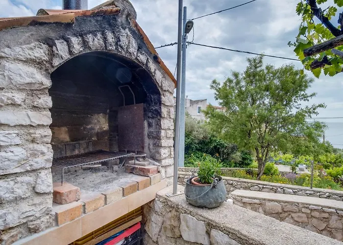 House Mihaela Case de vacanță *