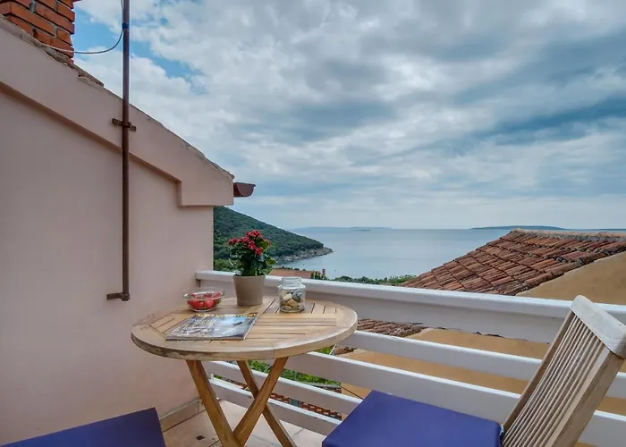 House Mihaela Case de vacanță Miholascica